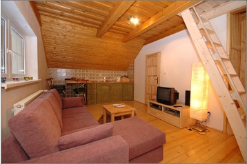 Частен дом Huty 6